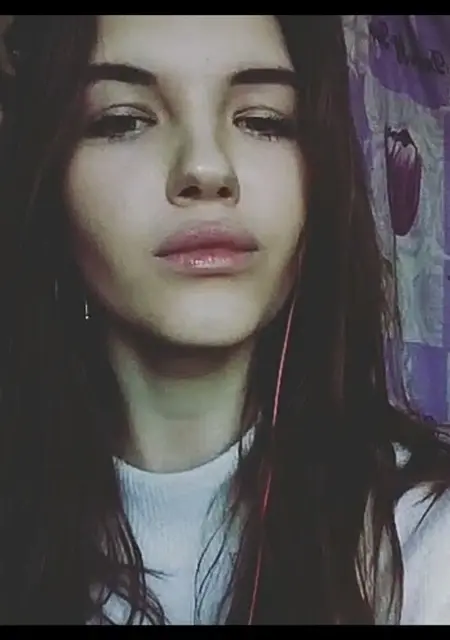 Алина из Хабаровска, мне 26, познакомлюсь на одну ночь