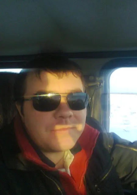 Stas из Губкинского, мне 40, познакомлюсь на одну ночь