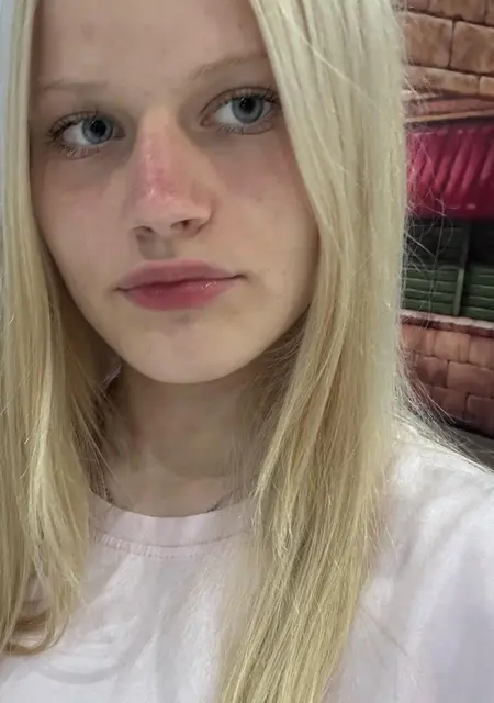 Кристина из Тулы, мне 18, познакомлюсь для общения