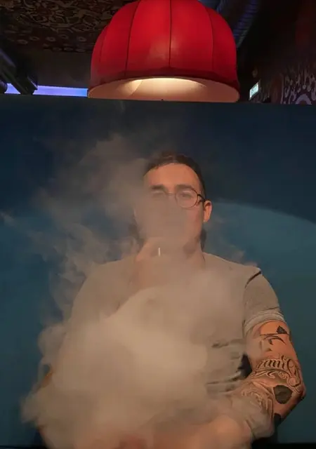 Я Давид, 30, знакомлюсь для вирта в Новом Уренгое