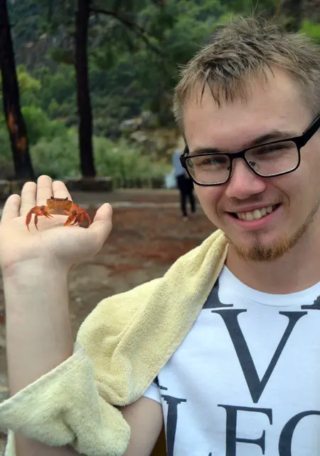 Ваня из Дмитрова, ищу на сайте дружбу