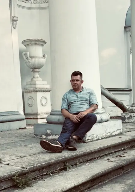 Ivan из Санкт-Петербурга, мне 44, познакомлюсь для дружбы