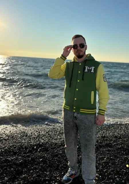 Я Георгий, 25, из Ставрополя, ищу знакомство для открытые отношения