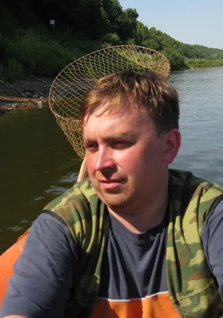 Виктор из Йошкар-Олы, ищу на сайте знакомства на одну ночь