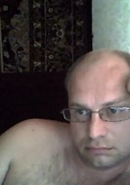 Виталий из Витебска, мне 49, познакомлюсь на одну ночь