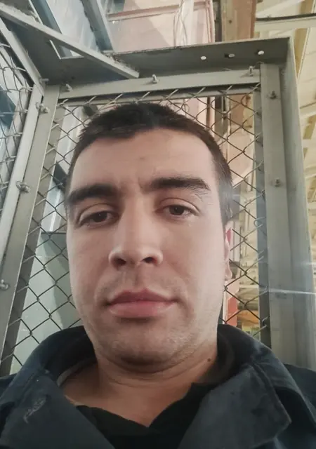 Я Артем, 35, из Кушвы, ищу знакомства без обязательств