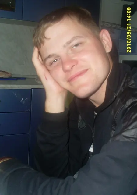 Я Максим, 42, из Серпухова, ищу знакомство для постоянных отношений