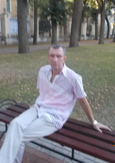 Я Борис, 50, знакомлюсь без обязательств в Калуге