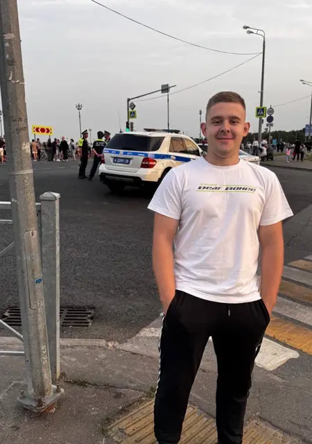 Дмитрий из Дзержинска, мне 23, познакомлюсь на одну ночь