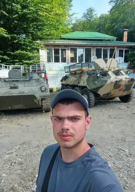 Я Кирилл, 19, знакомлюсь для совместных путешествий в Протвине
