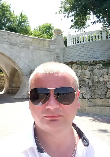 Я Laky, 41, из Ноябрьска, ищу знакомства без обязательств