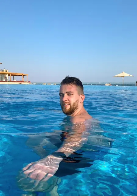 Николай из Белгорода, ищу на сайте знакомства на одну ночь