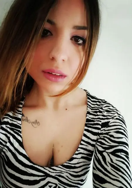 Sandra из Афин, мне 22, познакомлюсь для приятного времяпровождения