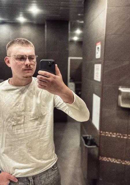 Я Alex, 25, знакомлюсь без обязательств в Пятигорске