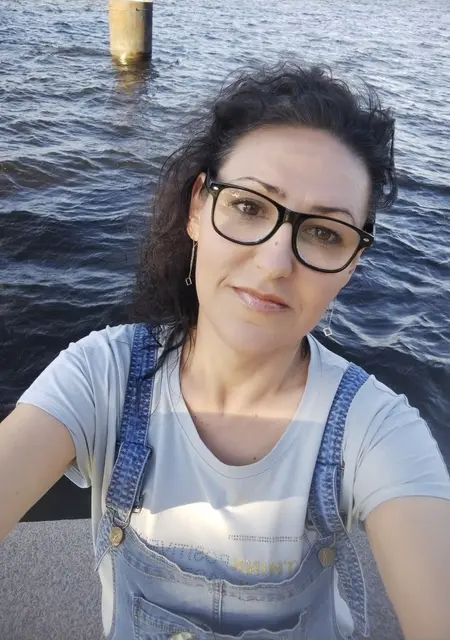 Аля из Ростова-на-Дону, мне 46, познакомлюсь для общения