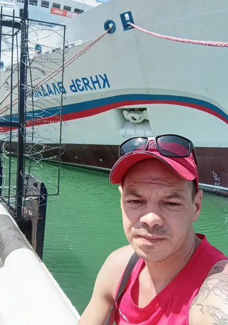 Андрей из Нижнего Новгорода, мне 37, познакомлюсь для постоянных отношений