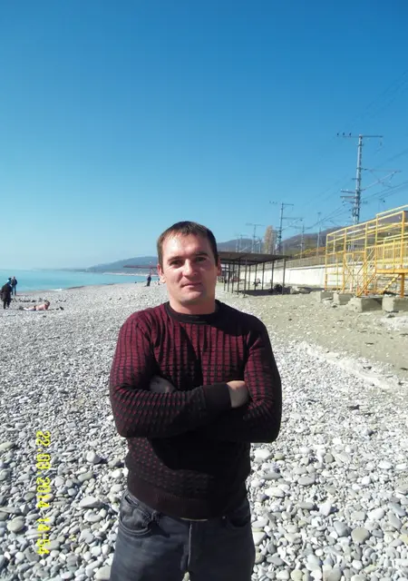 Я Игорь, 43, знакомлюсь для постоянных отношений в Апшеронске