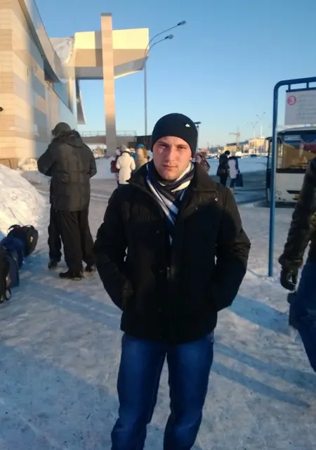 Павел из Камышина, мне 31, познакомлюсь на одну ночь