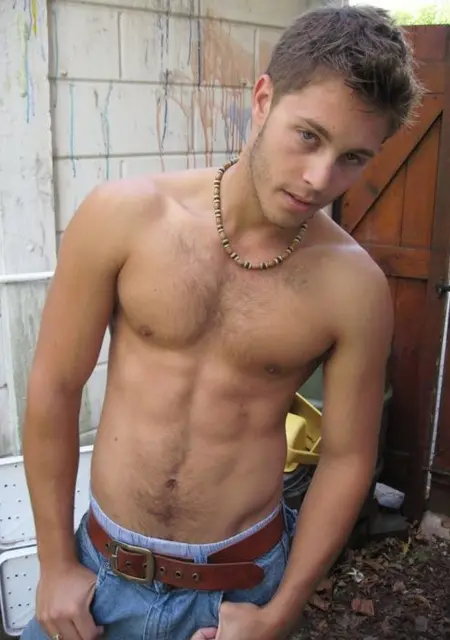 Good Boy из Климовска, мне 38, познакомлюсь на одну ночь