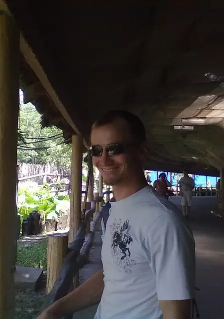 Я Jonik, 42, из Тимашевска, ищу знакомства на одну ночь