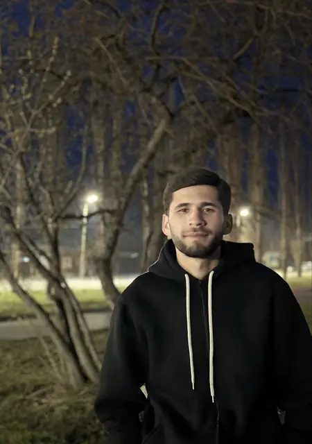 Я Руслан, 22, знакомлюсь для общения в Екатеринбурге