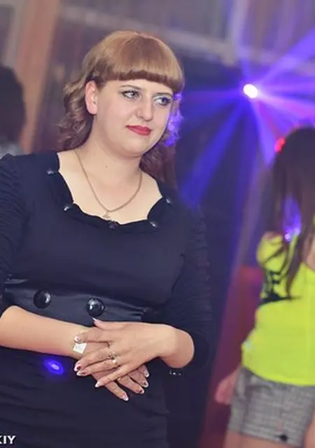 Я Лена, 35, из Житомира, ищу знакомство для дружбы