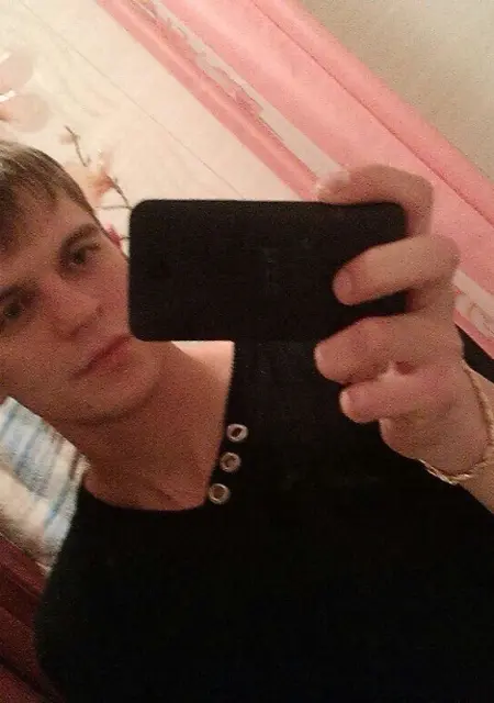 Денис из Искитима, мне 33, познакомлюсь на одну ночь