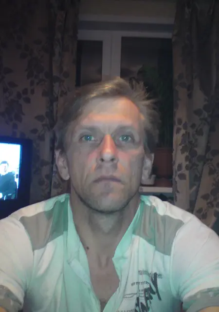 Я Petr, 53, из Новомосковска, ищу знакомства без обязательств