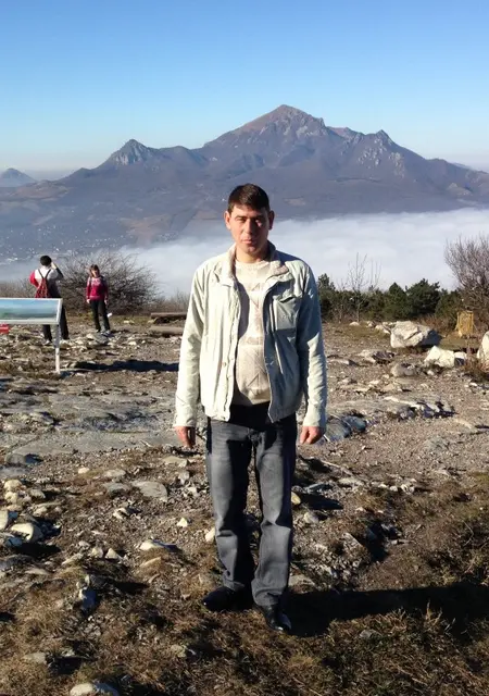 Я Серж, 42, знакомлюсь без обязательств в Прохладном