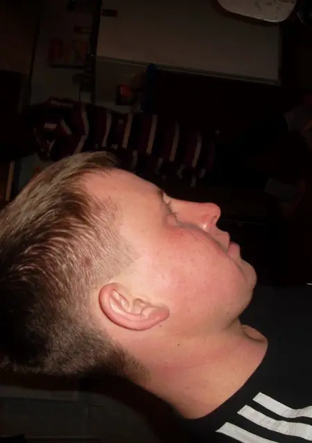 Den из Воронежа, ищу на сайте знакомства на одну ночь