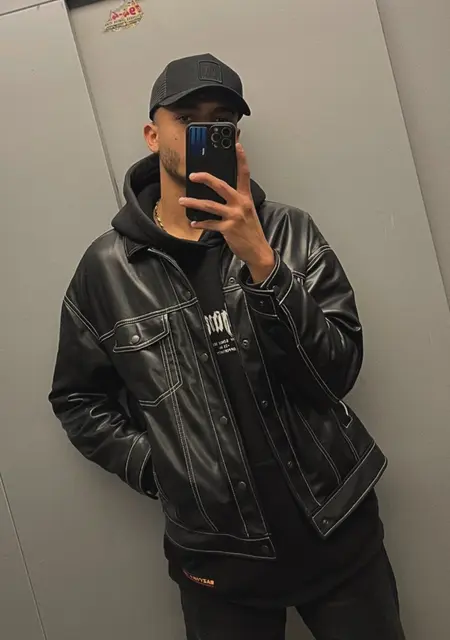 Moderated из Москвы, ищу на сайте постоянные отношения