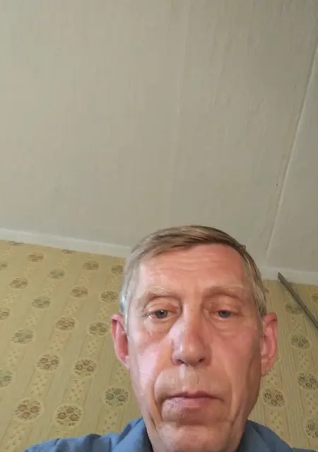 Алексей из Москвы, мне 61, познакомлюсь на одну ночь