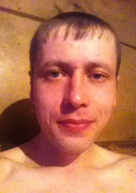 Я Юрий, 35, из Топков, ищу знакомства на одну ночь