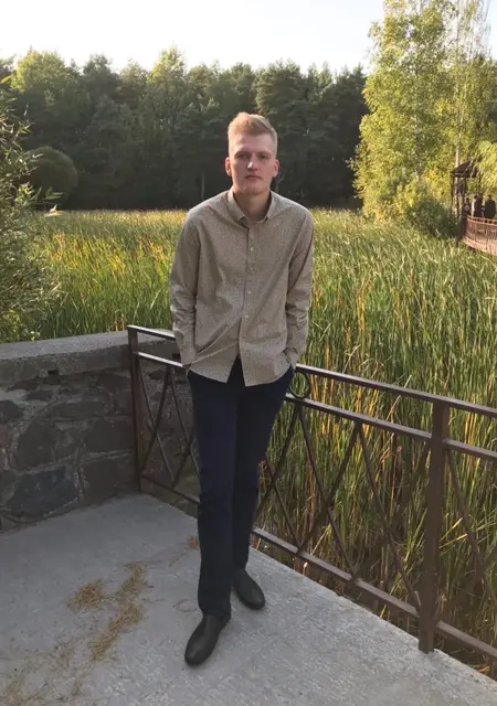 Никита из Солигорска, ищу на сайте знакомства на одну ночь