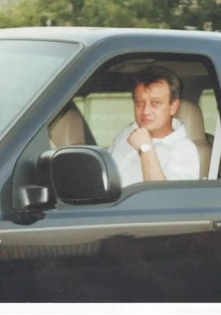 Я Юлий, 63, из Москвы, ищу знакомства на одну ночь