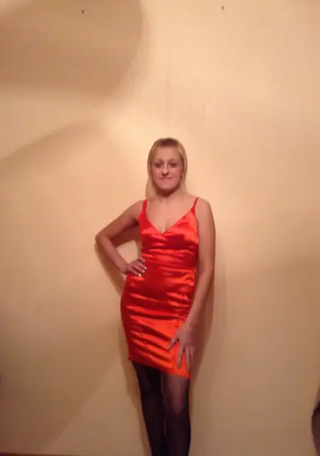 Я Oksana, 35, из Волгограда, ищу знакомство для дружбы