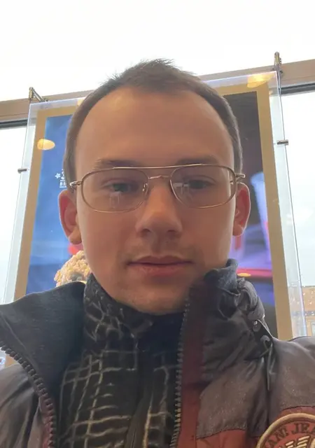 Даниил из Одинцова, мне 23, познакомлюсь без обязательств