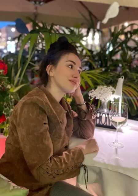 Ксения из Москвы, ищу на сайте знакомства на одну ночь