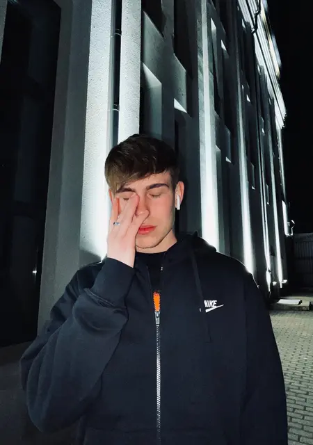 Роман из Чебоксар, мне 23, познакомлюсь для общения
