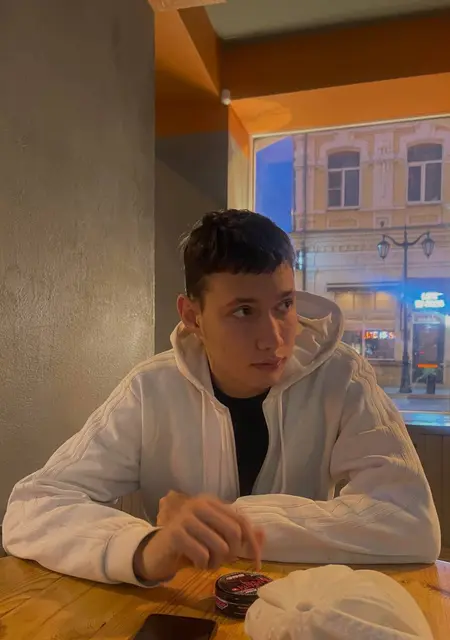 Я Олег, 21, знакомлюсь для вирта в Астрахани