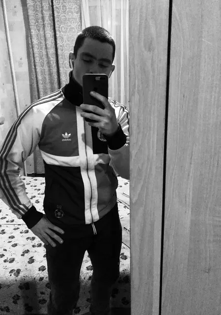 Роман з Мукачево, шукаю на сайті приємне проведення часу