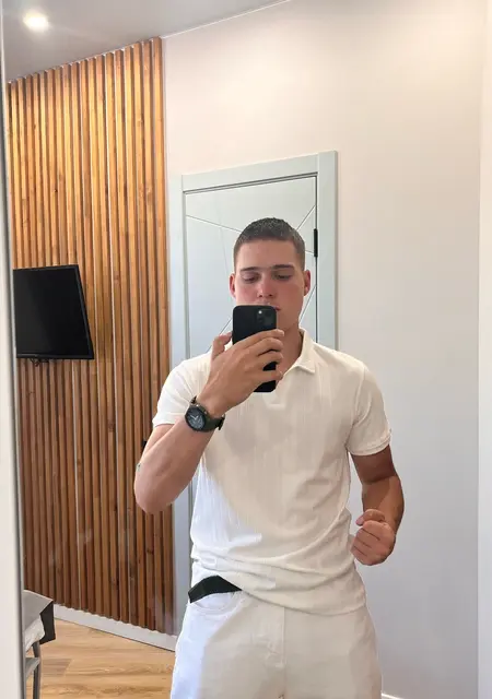 Степик из Благовещенска, мне 21, познакомлюсь для постоянных отношений