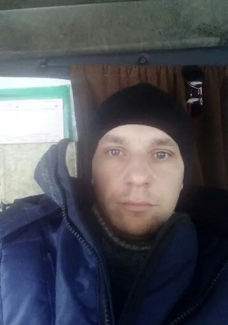 Я Игорь, 38, из Губкинского, ищу знакомство для дружбы