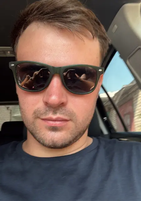 Владимир из Москвы, мне 32, познакомлюсь на одну ночь