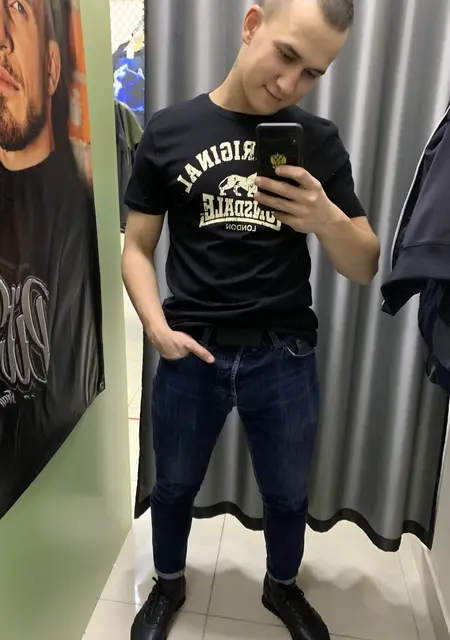 Я Илья, 26, из Пскова, ищу знакомство для постоянных отношений