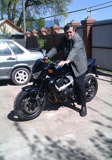 Я Валера, 65, знакомлюсь на одну ночь в Новокуйбышевске