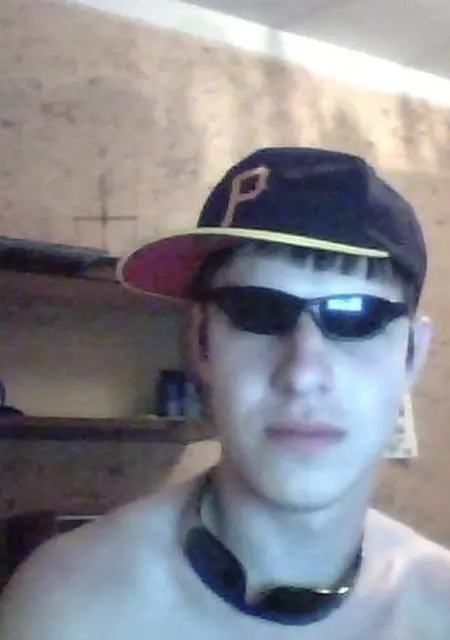 Петр из Горно-Алтайска, мне 39, познакомлюсь на одну ночь