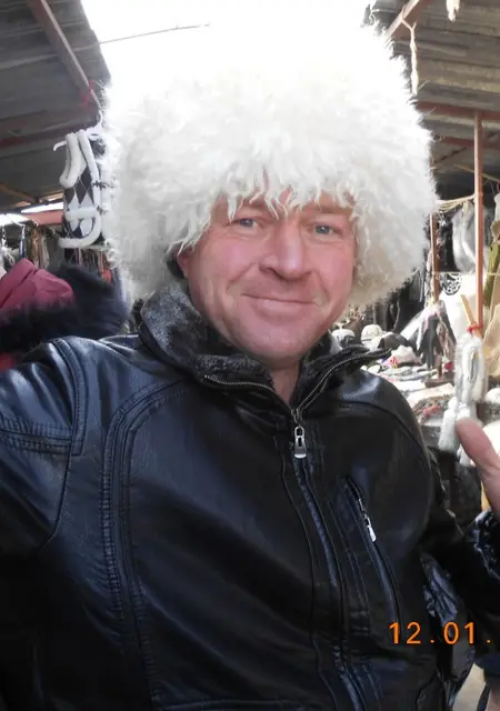 Я Васа, 51, знакомлюсь на одну ночь в Владикавказе