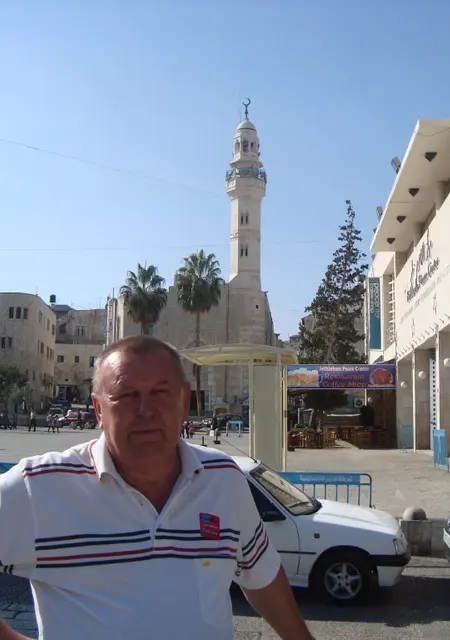 Николай из Винницы, мне 73, познакомлюсь для приятного времяпровождения