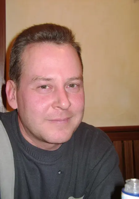 Vlad из Ульяновска, ищу на сайте знакомства на одну ночь